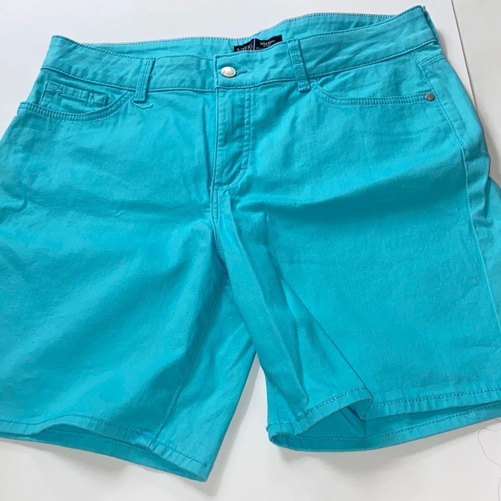 Riders By Lee Women Dark Turquoise Mid Rise Short Size 14m